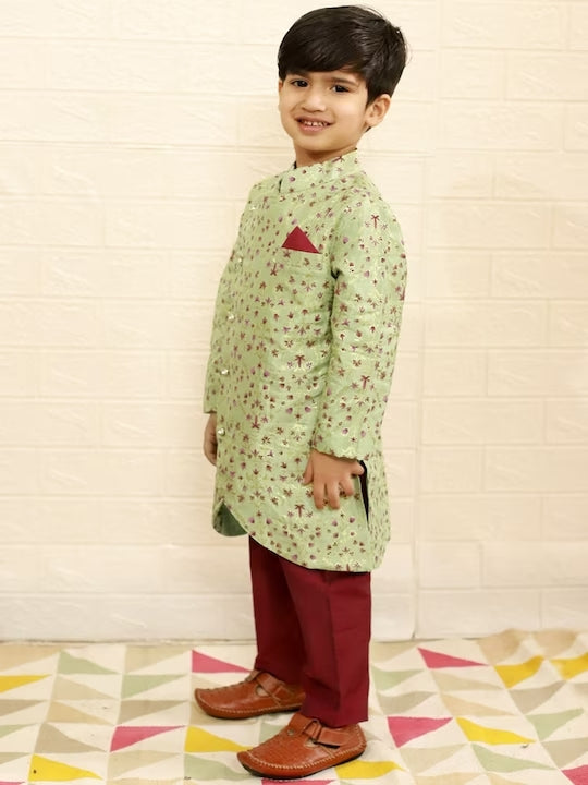 Boys Floral Printed Regular Pure Silk Kurta With Pyjamas